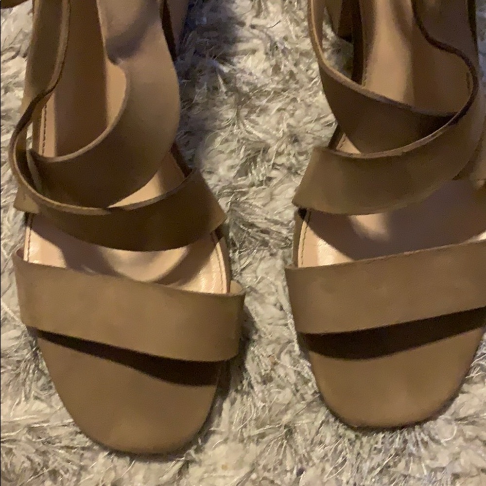 Steve Madden block heel sandal - Picture 2 of 10